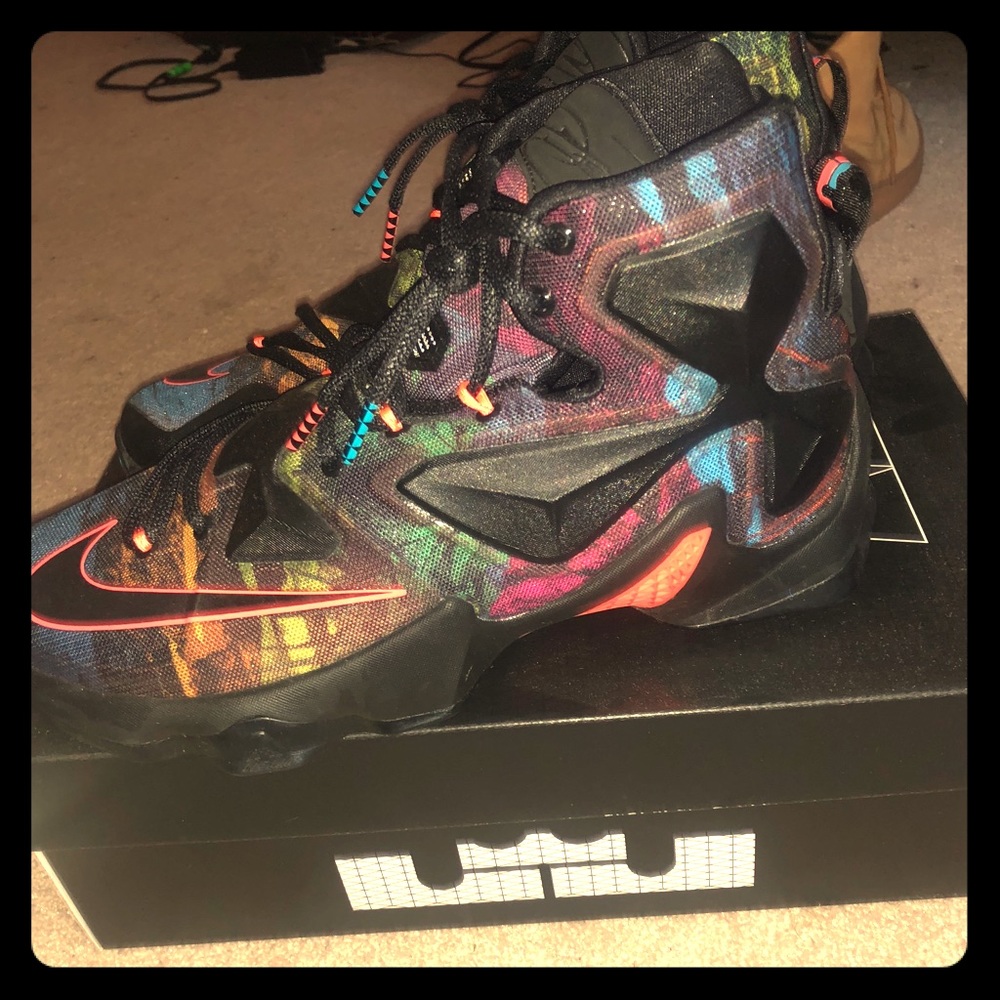 Worn 2x n will be cleaned b4 shipping